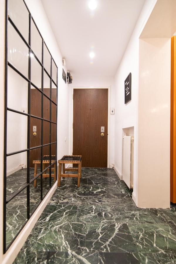 Amazing New Flat City Center Boekarest Buitenkant foto
